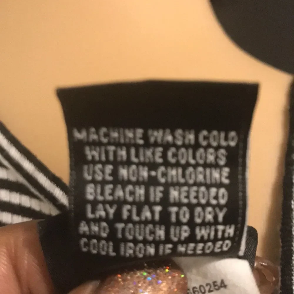 Torrid sleeveless top - Picture 6 of 9